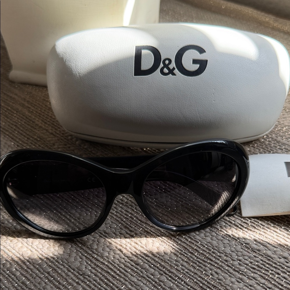D&G Women's Black Sunglasses
